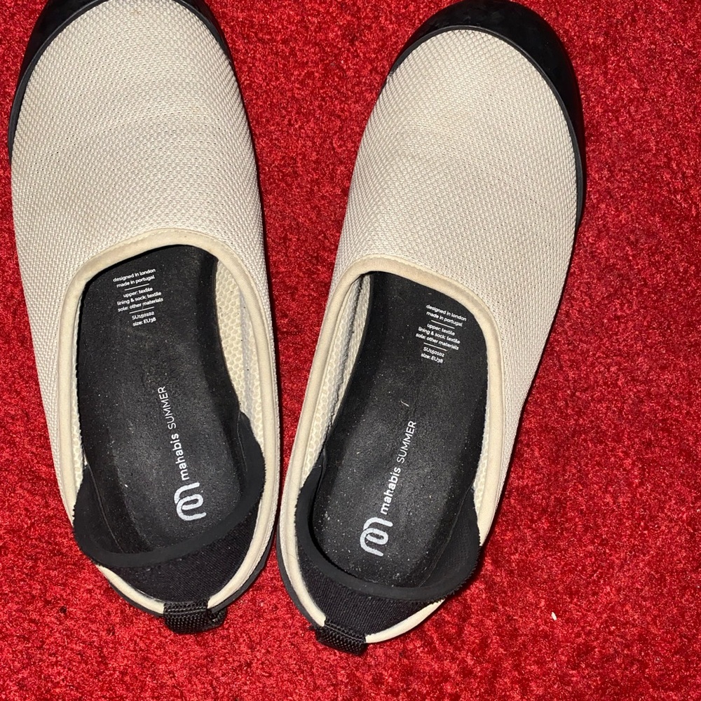 Slippers - image 4